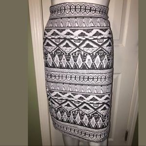 Laps Black & White Tube Skirt Size Large